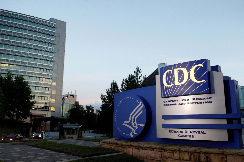 Air travelers to U.S. set to face tougher COVID-19
testing 1