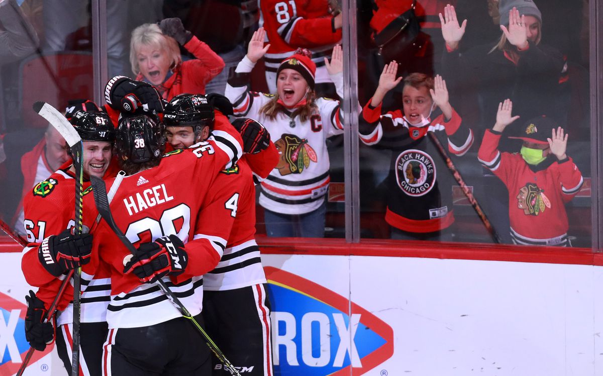 NHL pauses all activities starting Wednesday and postpones
Thursday’s schedule — including the Chicago Blackhawks-Dallas Stars
game — as COVID-19 cases rise 1 NHL pauses all activities starting Wednesday and postpones
Thursday’s schedule — including the Chicago Blackhawks-Dallas Stars
game — as COVID-19 cases rise 1