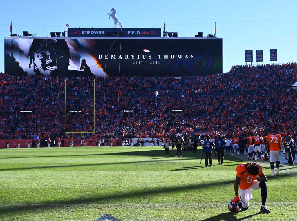 Broncos Briefs: Offense starts game with one receiver spot
open to honor Demaryius Thomas 1