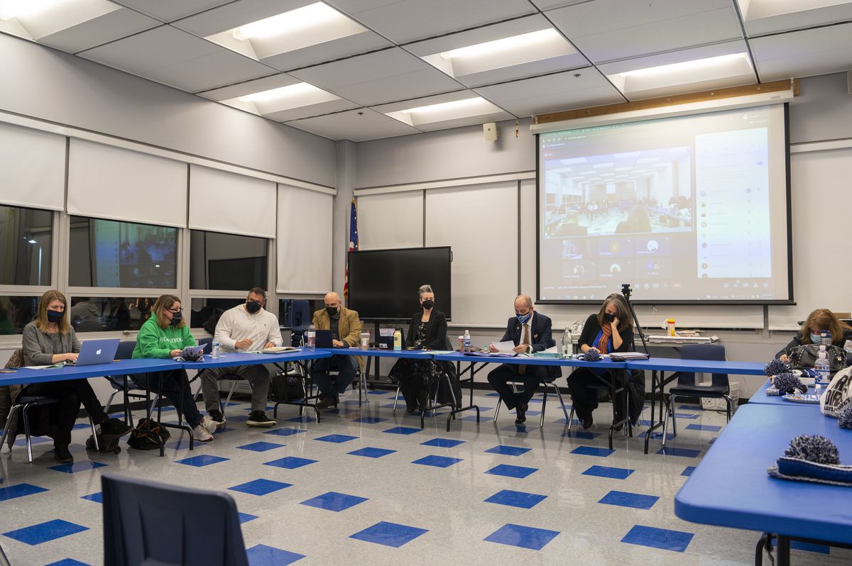 Right-wing group’s attempt to open at Chicago high school
rejected 1