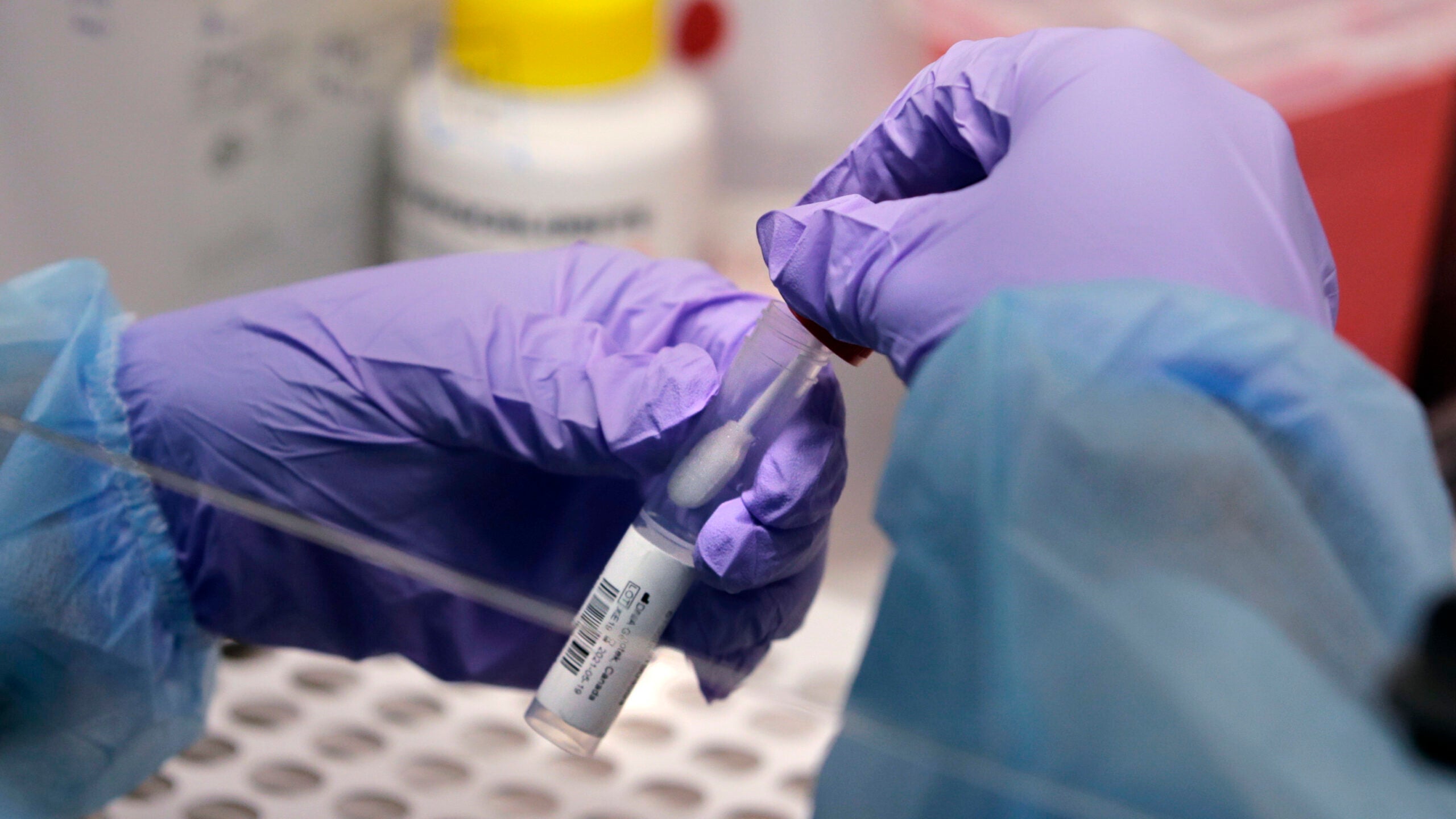 Mass. reports 5,472 new COVID-19 cases, 27 new
deaths 1
