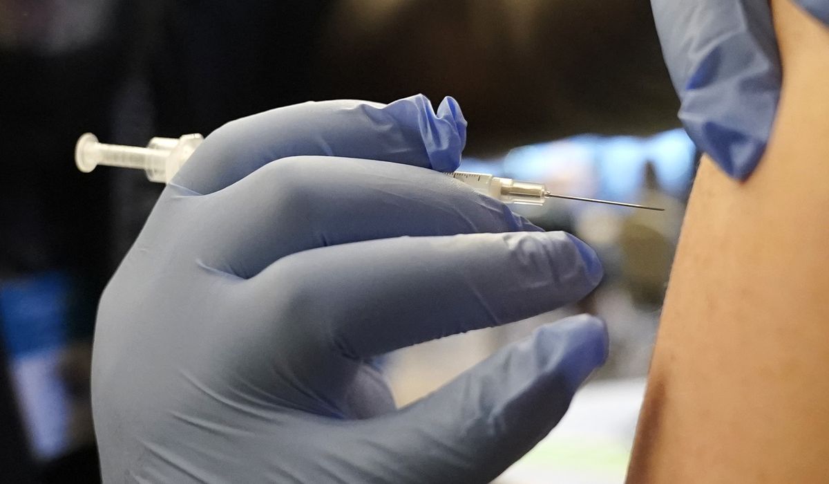 Judge blocks San Diego schools' student vaccine
mandate 1