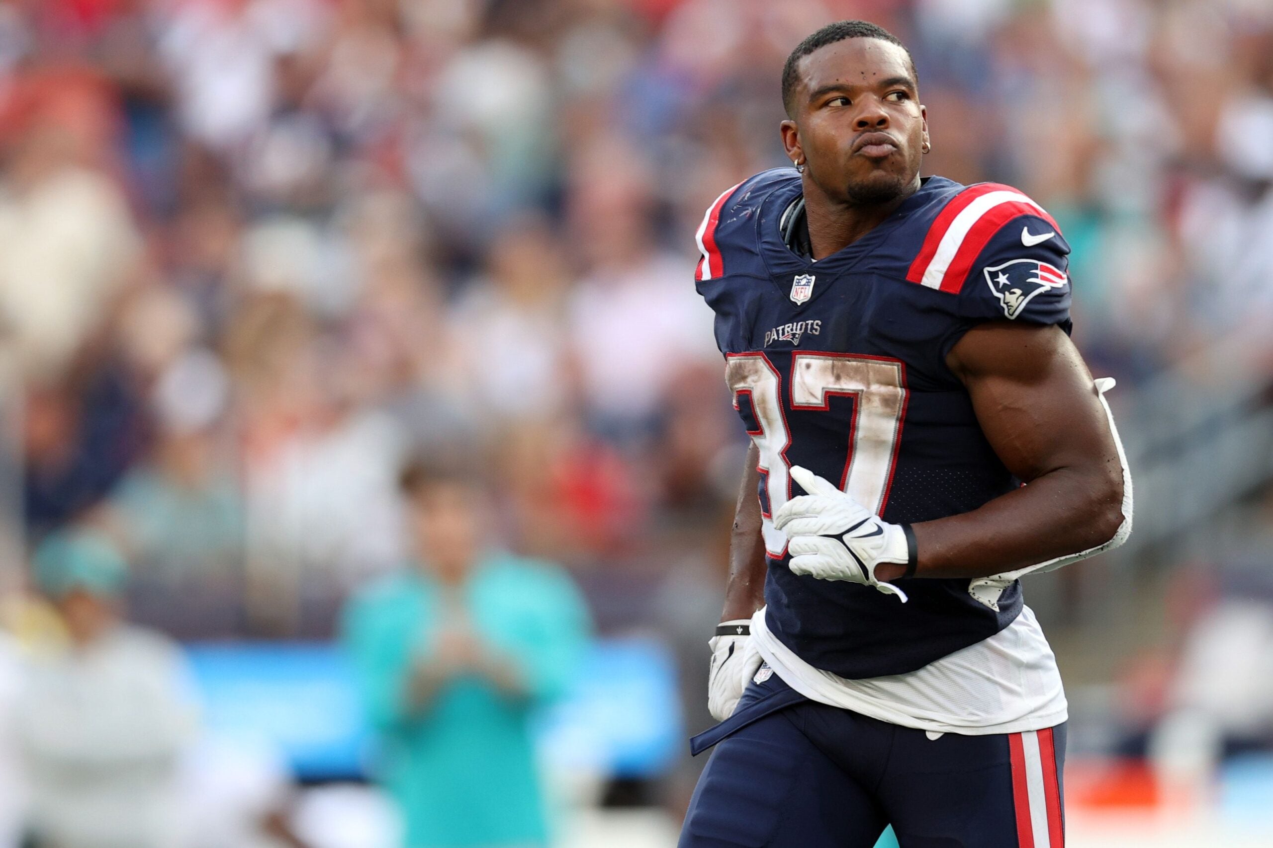 Damien Harris ruled out for Saturday’s Patriots-Colts
game 1