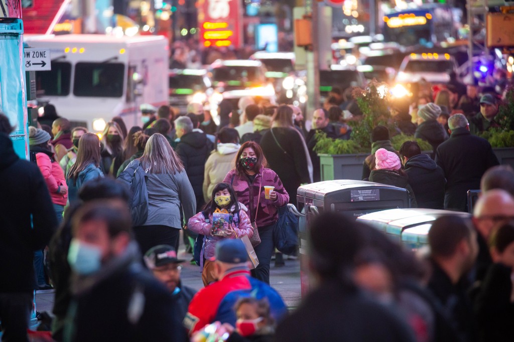 New York surpasses 60,000 deaths during COVID-19
pandemic 1