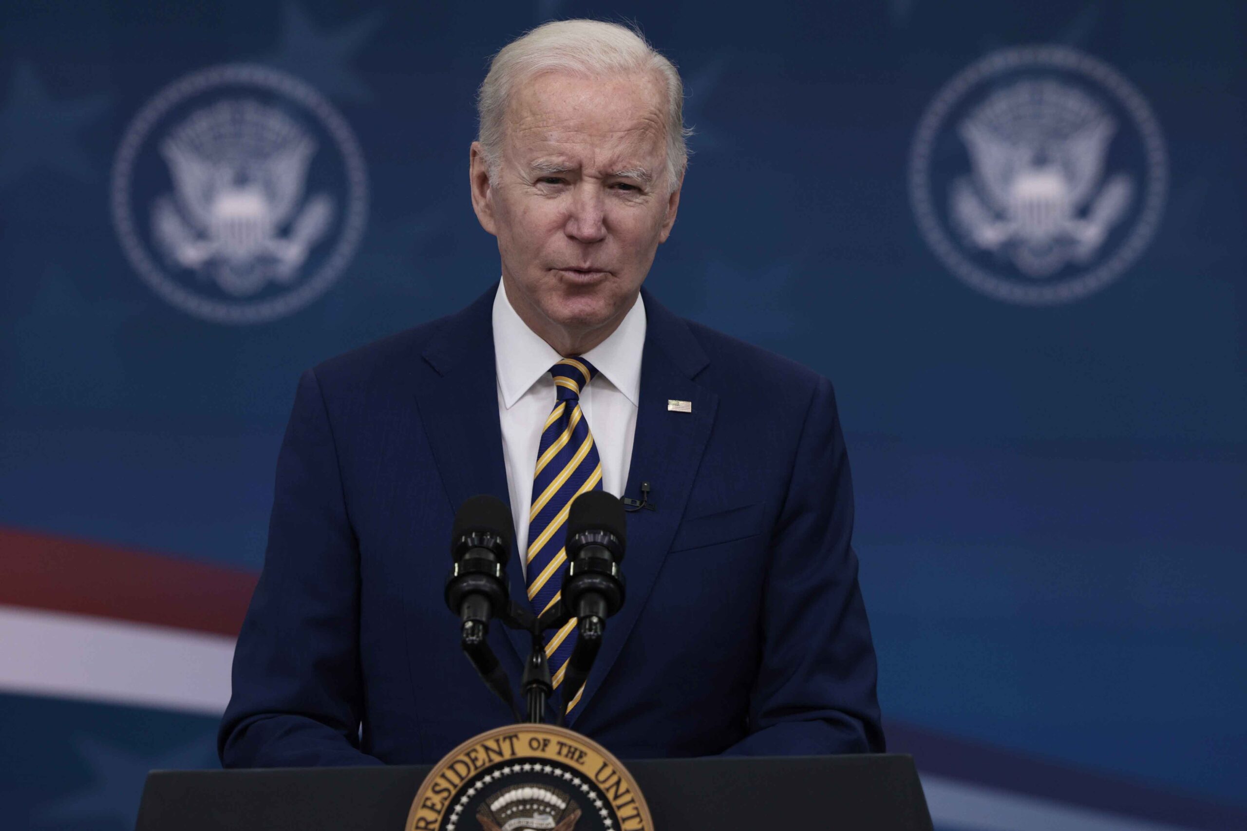 Biden launching winter Covid-19 booster, testing
campaign 1