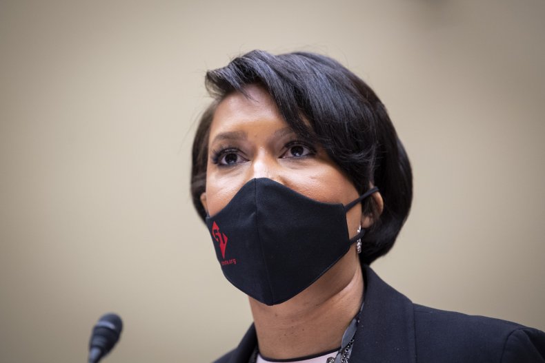 D.C. Mayor Muriel Bowser Reinstitutes Indoor Mask Mandate
Amid COVID Case Surge, Omicron 1