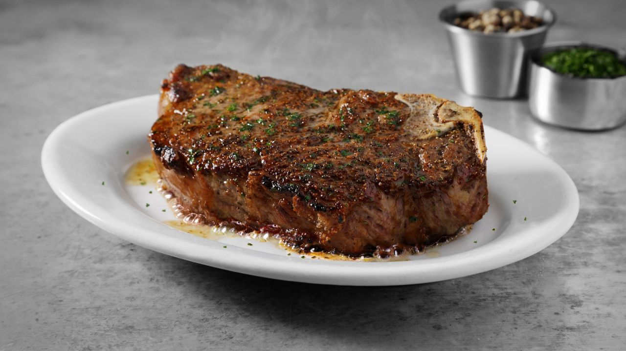 Ruth's Chris Steak House to open locations in Lake Grove and
Melville 1