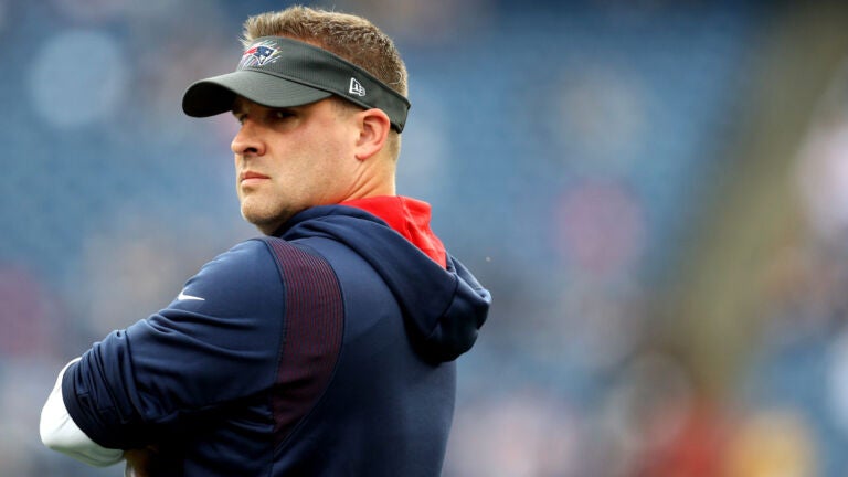 Albert Breer: Patriots’ Josh McDaniels could draw interest
for Bears’ coaching job 1