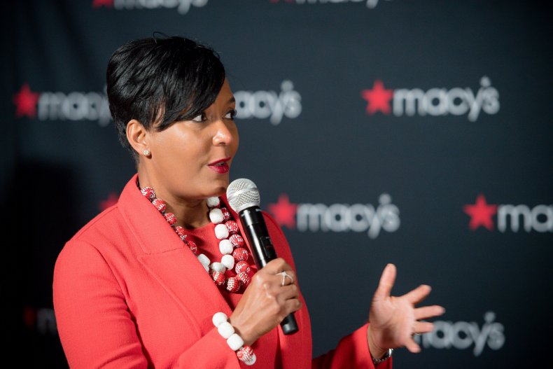 Atlanta Latest City to Reinstate Mask Mandate, a Second
Violation Could Lead to $50 Fine 1