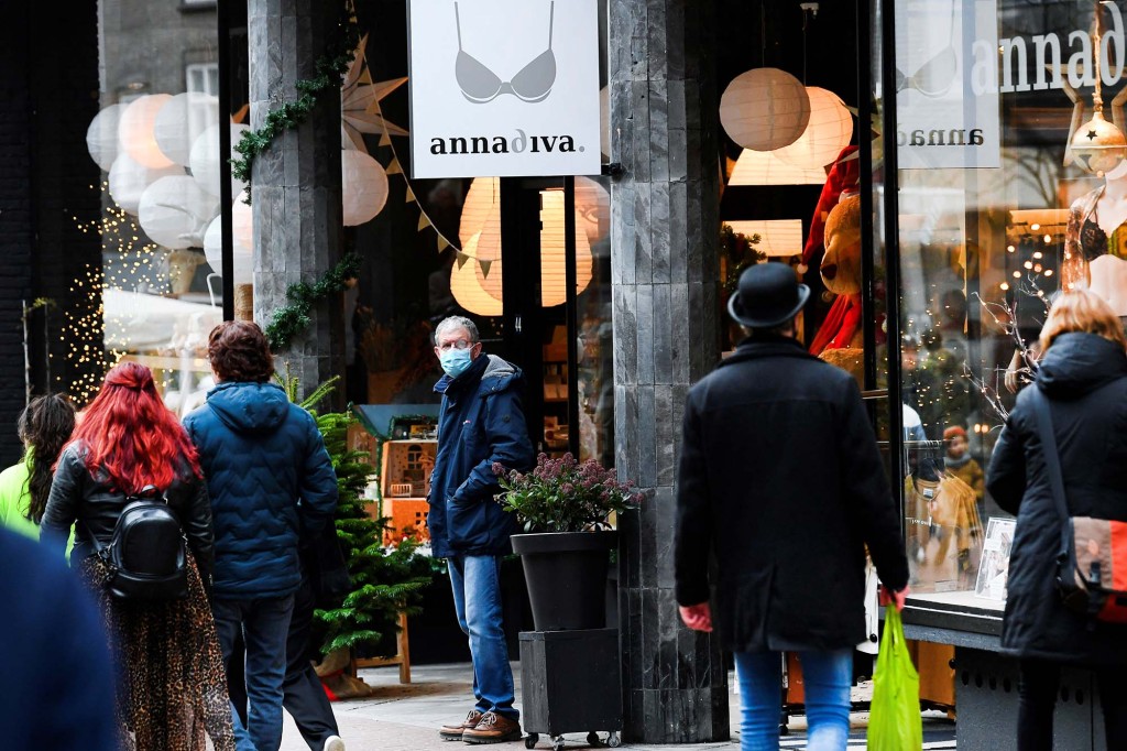 Netherlands starts ‘unavoidable’ Christmas COVID-19
lockdown 1