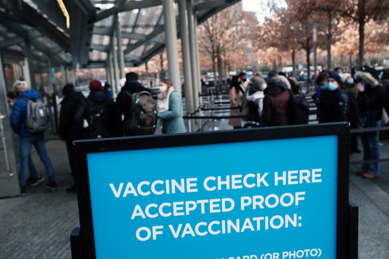 Kathy Hochul Forces New York Businesses to Choose Between
Vaccines or Mask Mandates 1