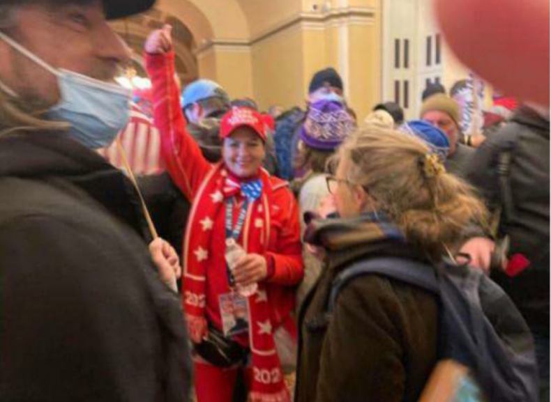 Capitol Rioter Loses Bid to Delay Sentence to Fulfill
'Holiday Obligations' to Children 1