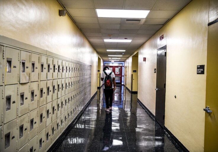 Schools on High Alert Amid ‘Shoot Up Your School’ TikTok
Challenge 1