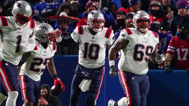 3 questions for the Patriots as post-bye playoff push
commences 1