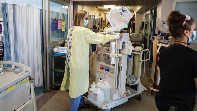 ‘A true tragedy’: New England hospitals battle staffing
problems as doctors prep for COVID-19 surge 1