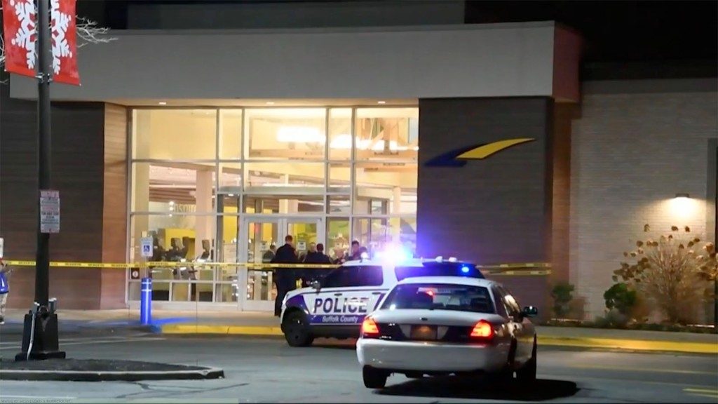 Teen gunman opens fire during fight in Long Island gym, cops
say 1