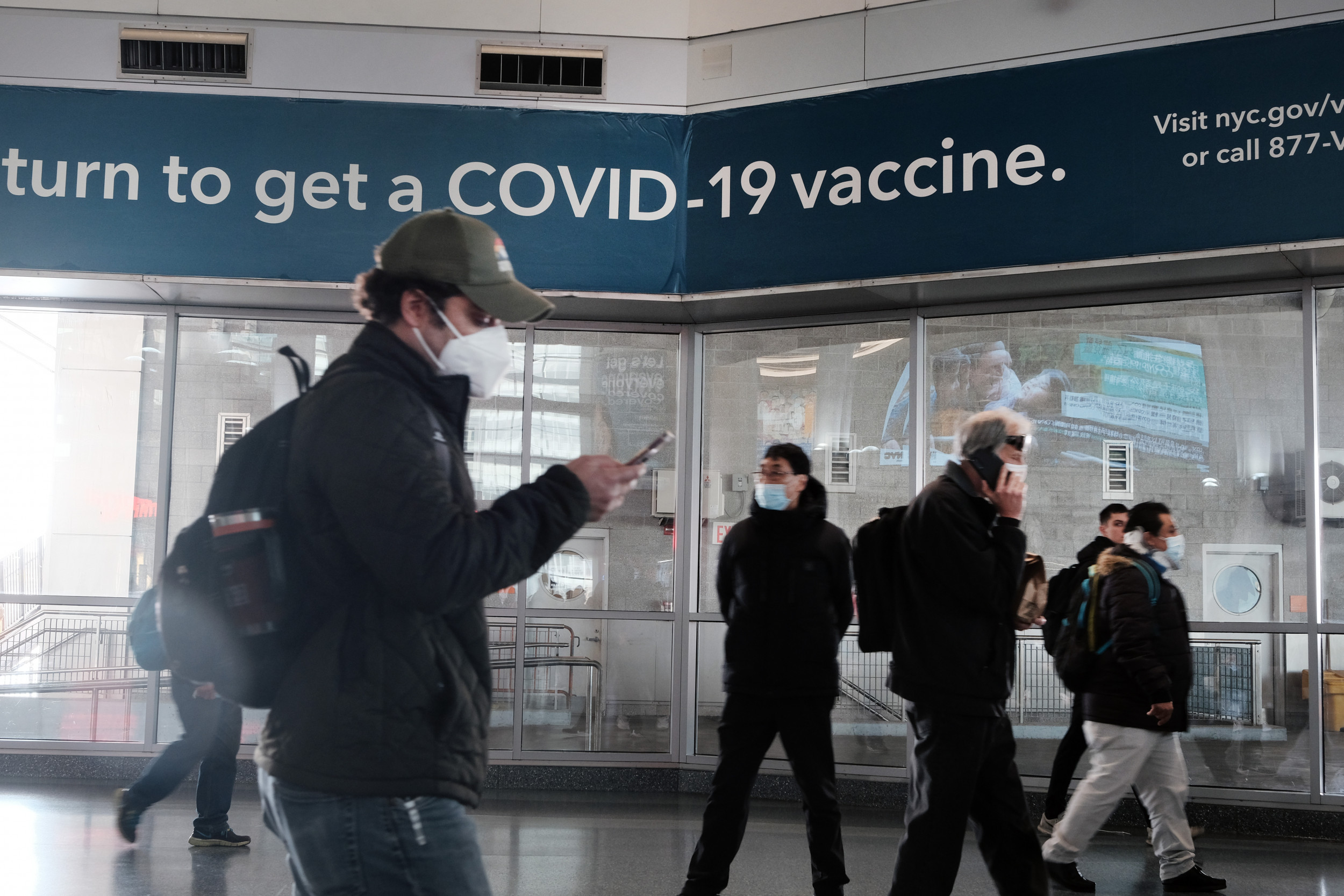 COVID-19 Live Updates: U.S. Hit by First Case of Omicron
Variant, South Africa New Infections Double in One Day 1