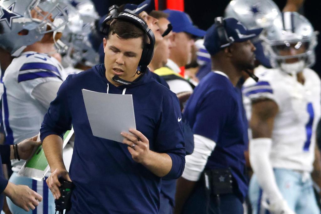 Omar Kelly: Ten reasons why Dolphins have a desirable job
opening 1