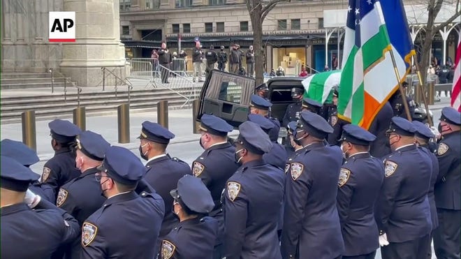 Police attacked in at least 4 US cities within a week. Are
officers being targeted? 1
