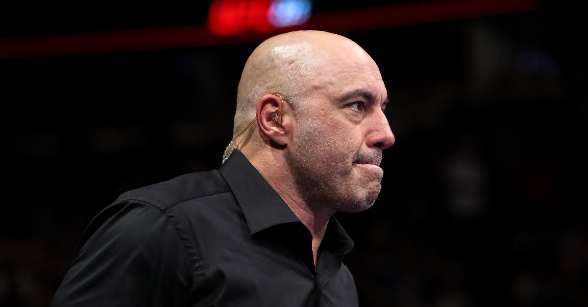 Joe Rogan responds to Spotify protest, new COVID
advisories 1