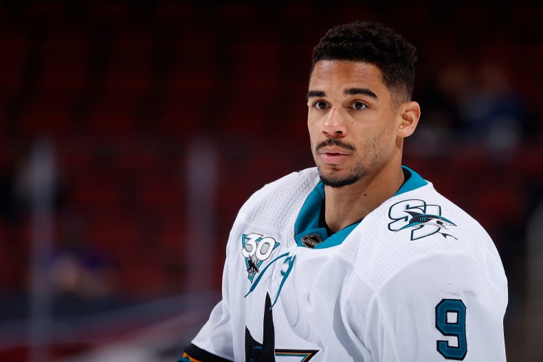 Controversial NHL Player Evander Kane Asks Fans of New Team
Stay 'Open Minded' 1