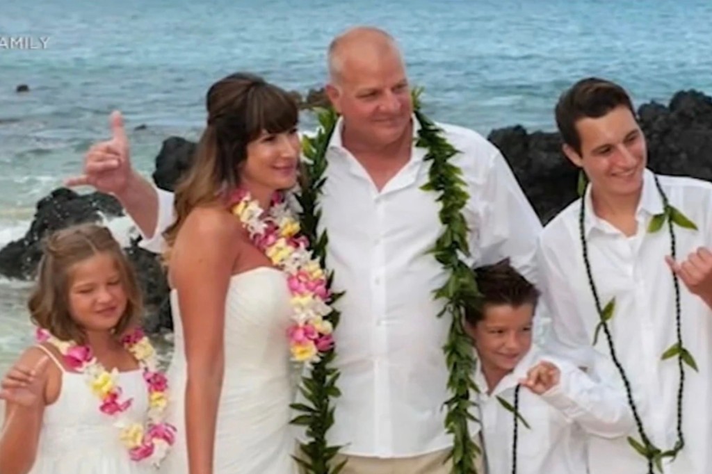 Mom with MS dies of COVID-19 after being denied vaccine,
treatment: lawsuit 1