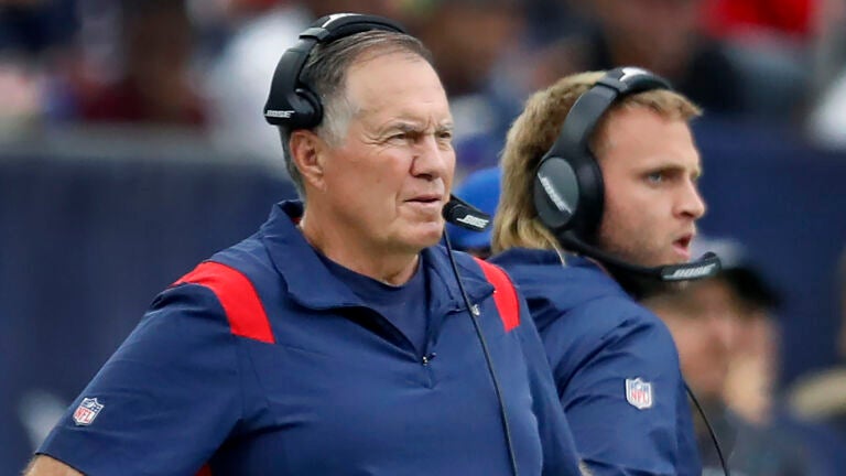 Patriots’ Bill Belichick earns Executive of the Year
honors 1
