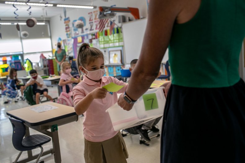 Schools in Hartford, Conn., on Verge of Settling 1989
Desegregation Case 1