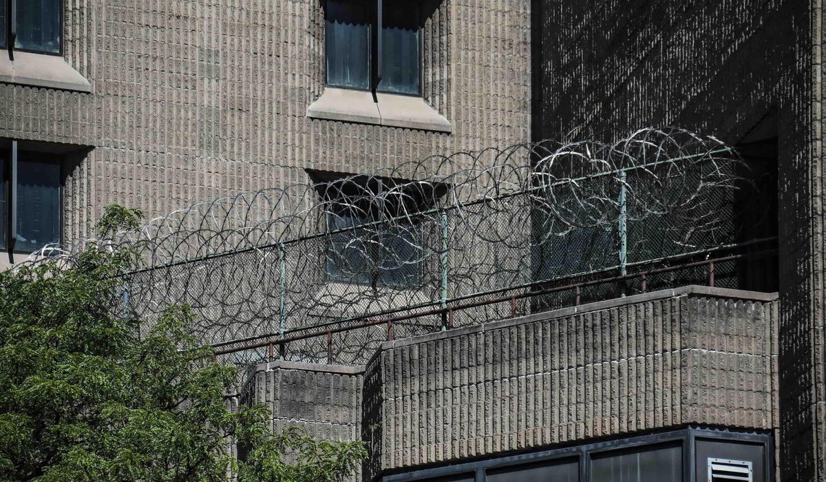 Federal prisons on nationwide lockdown after 2 Texas inmates
killed 1