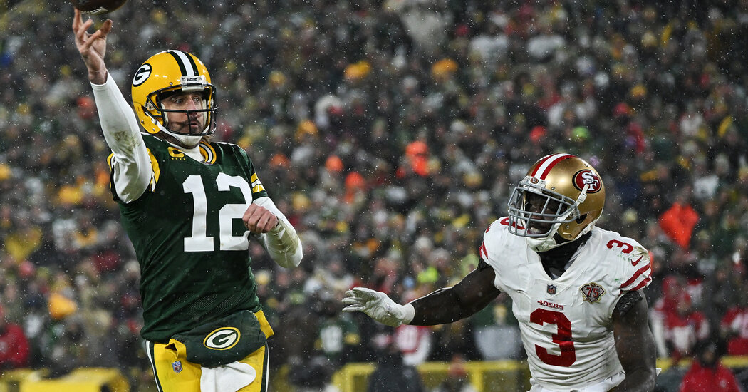 NFL Announces Aaron Rodgers as MVP and a New Hall of Fame
Class 1