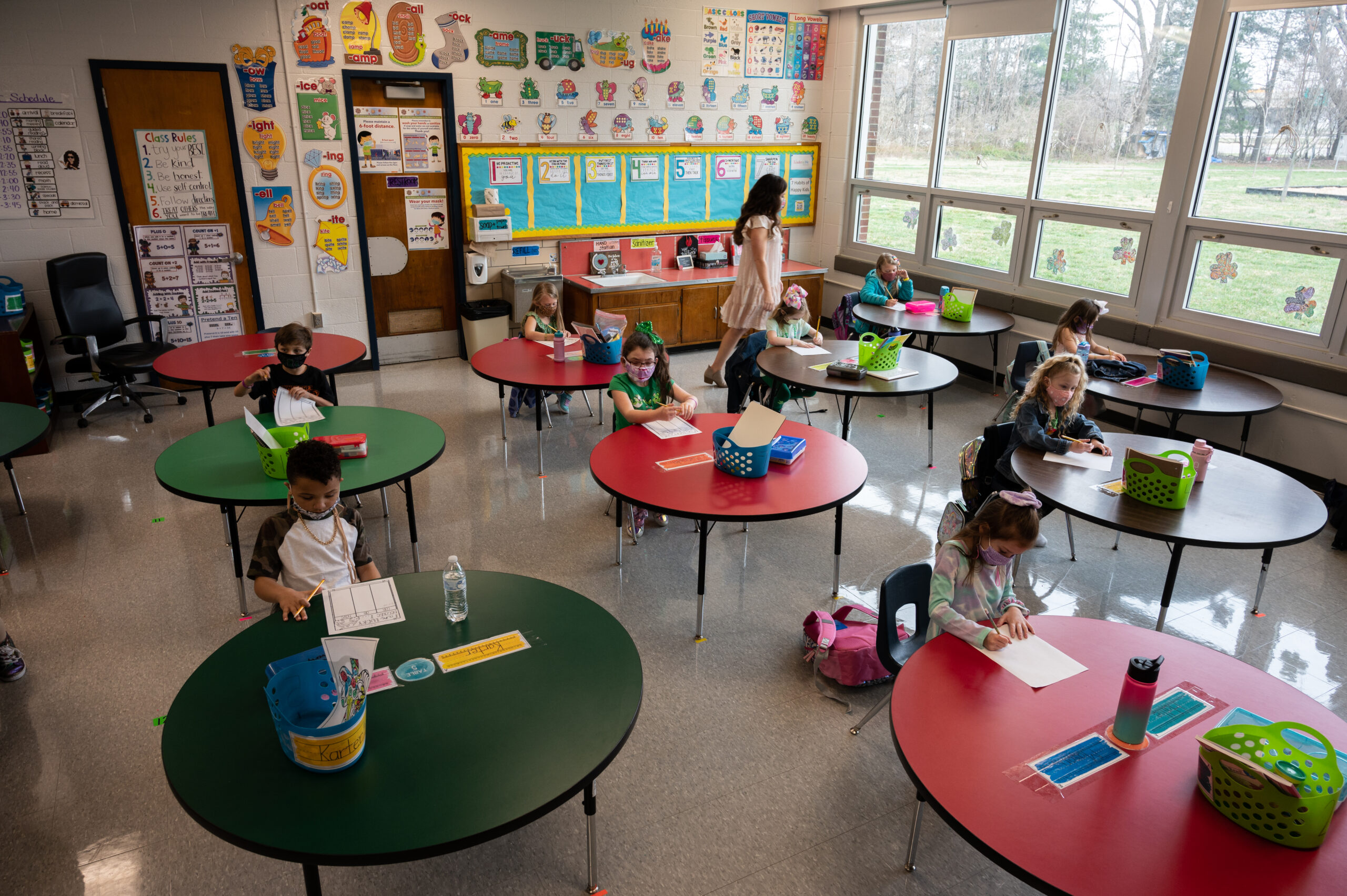 New Jersey to lift school mask mandate 1