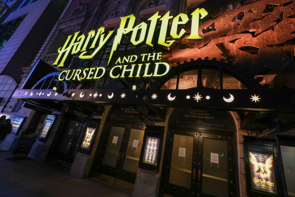 Broadway and the prisoners of Mask-aban — this isn’t the
show we need 1