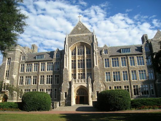 Georgetown Dean Lays Down for Activists Protesting His
Office 1