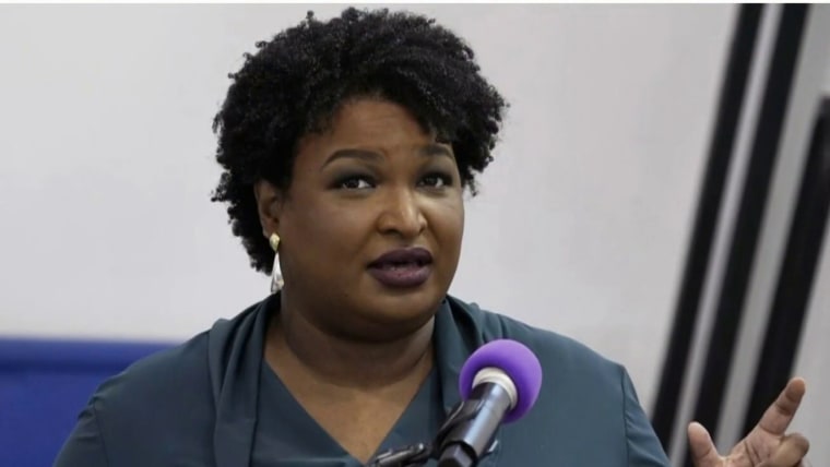 Stacey Abrams wades into school mask debate after maskless
photo with children 1