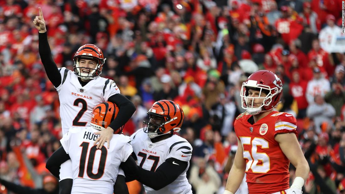 With Bengals making the Super Bowl, area school districts
are canceling classes the Monday after the game 1