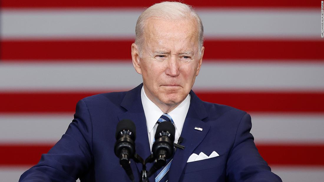 Biden reflects on 900,000 Americans dead from Covid-19:
'Each soul is irreplaceable' 1
