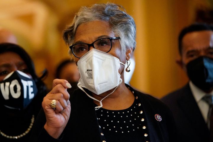 Rep. Joyce Beatty Says Rep. Hal Rogers Told Her To ‘Kiss My
Ass’ After Mask Request 1