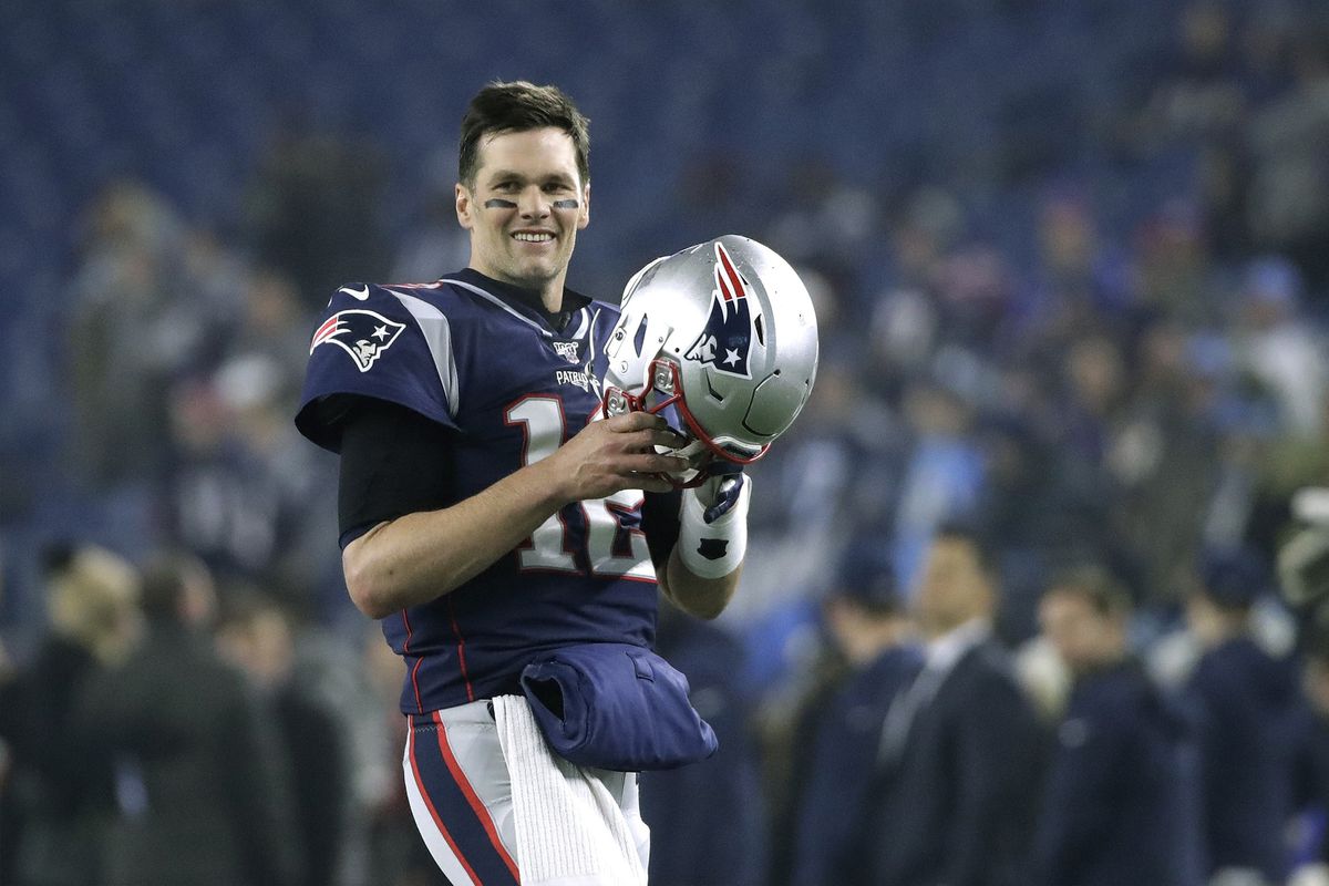 Scammer admits to Tom Brady Super Bowl ring fraud after
posing as ex-Patriots player 1 Scammer admits to Tom Brady Super Bowl ring fraud after
posing as ex-Patriots player 1