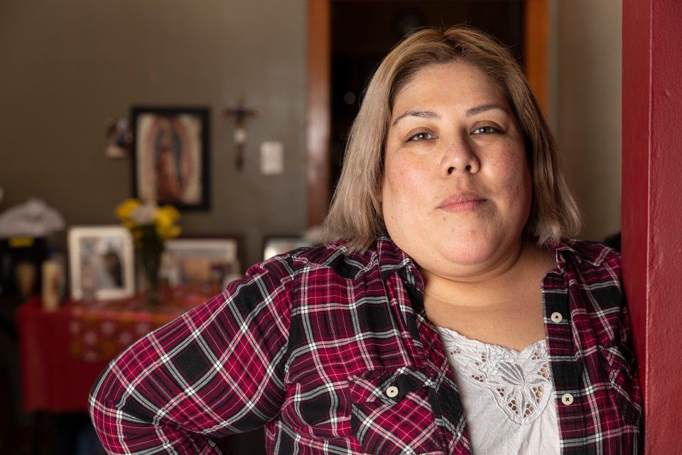 These coveted COVID-19 treatments can prevent
hospitalizations — but Illinois doesn’t know who’s getting
them 1