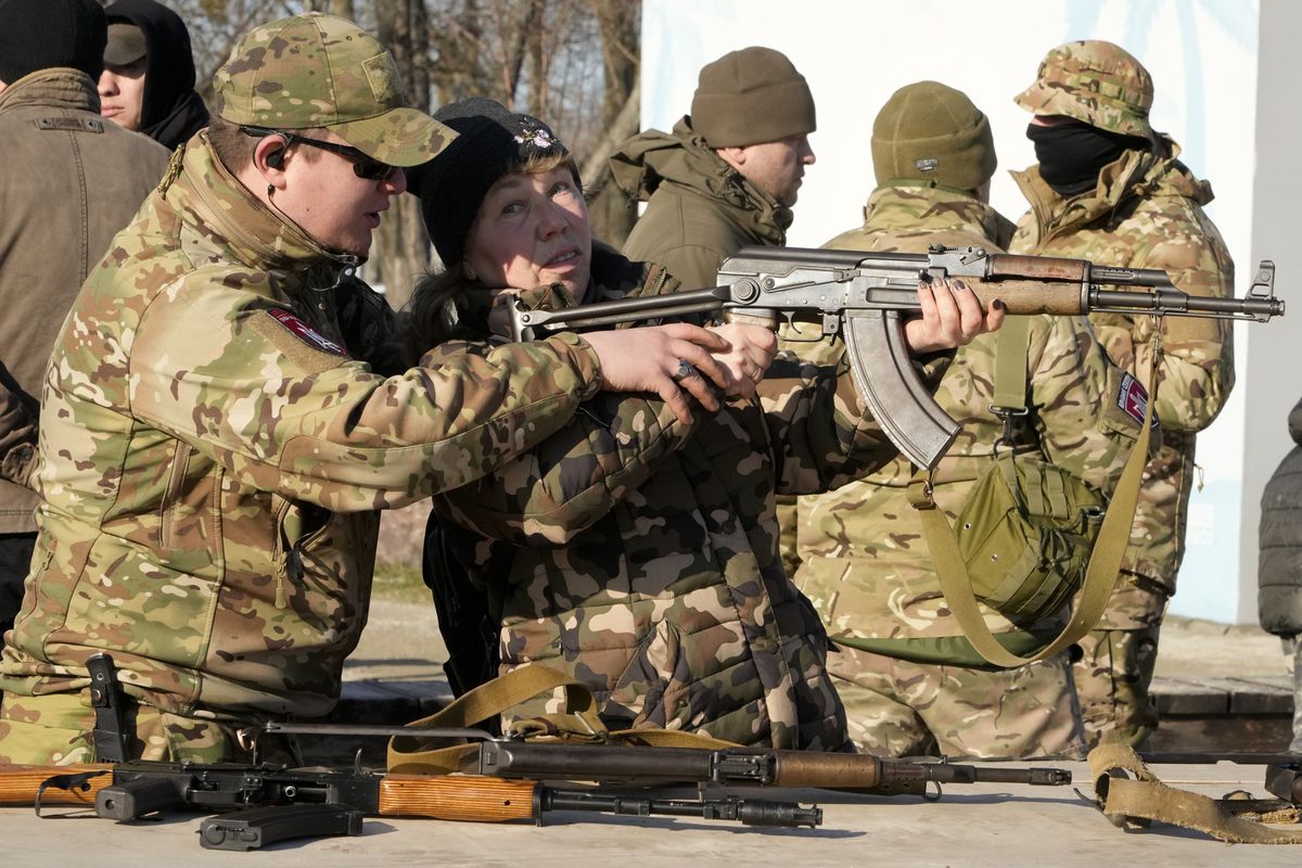 Fears of Ukraine invasion mount as U.S. leaves door open to
diplomacy 1 Fears of Ukraine invasion mount as U.S. leaves door open to
diplomacy 1