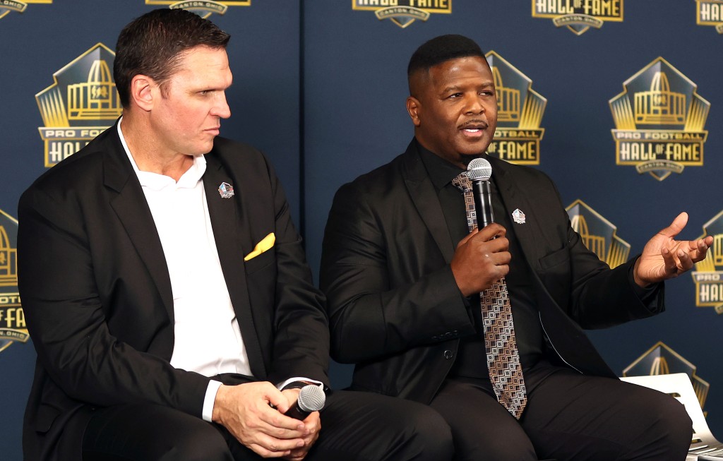 Tony Boselli leads class of eight Pro Football Hall of
Famers 1
