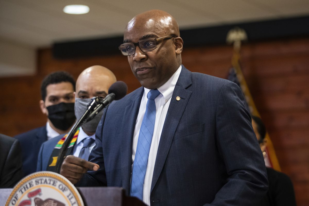 Face off? Pritzker slams judge for masks-in-school ruling —
but GOP rivals accuse governor of hiding from truth 1
