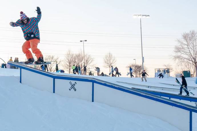 Denver’s Ruby Hill Rail Yard opens for skiers and
snowboarders — with free gear rentals, too 1
