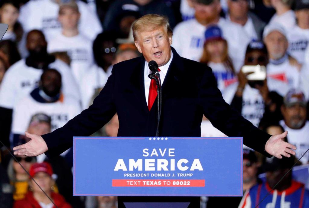 National Archives: Trump took classified items to
Mar-a-Lago 1