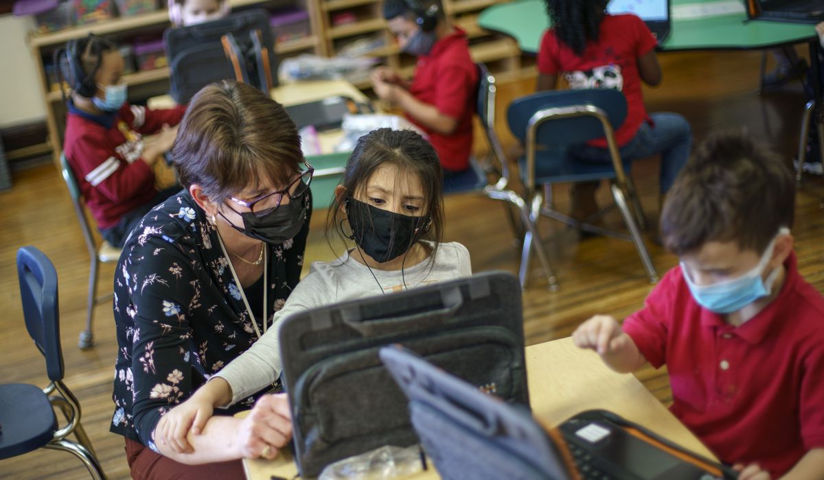 Parents fume as states keep school mask mandates 1
