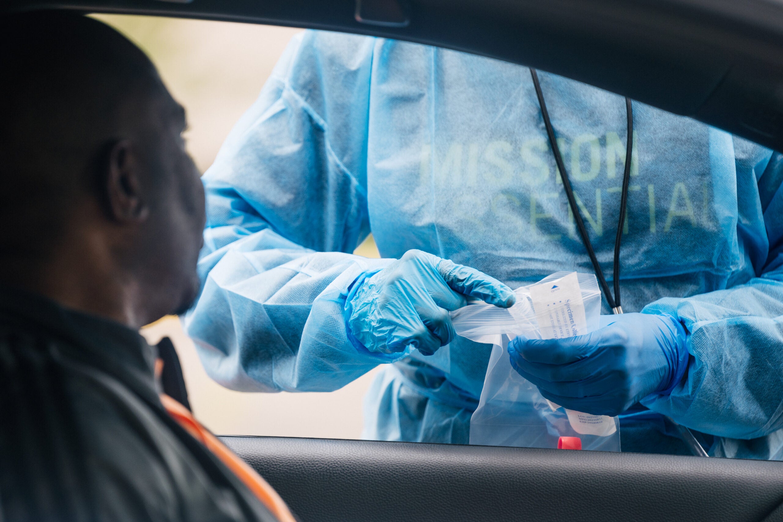 Mass. reports 2,326 new COVID-19 cases, 37 new
deaths 1