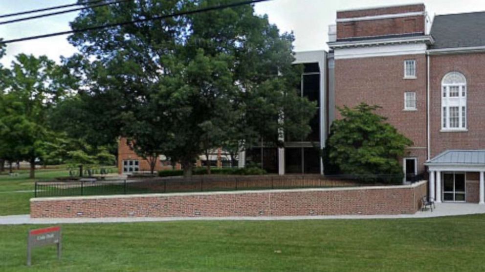 Officer shot during active shooting on Bridgewater College
campus, shooter in custody 1
