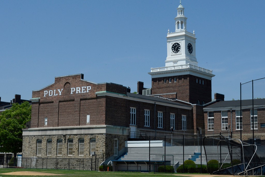 Brooklyn prep school scraps masks optional plan after state
officials intervene 1