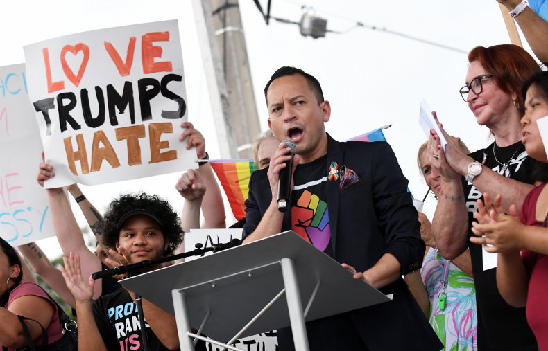 Florida's 'Don't Say Gay' Bill Would See Schools Out
Students to Parents 1