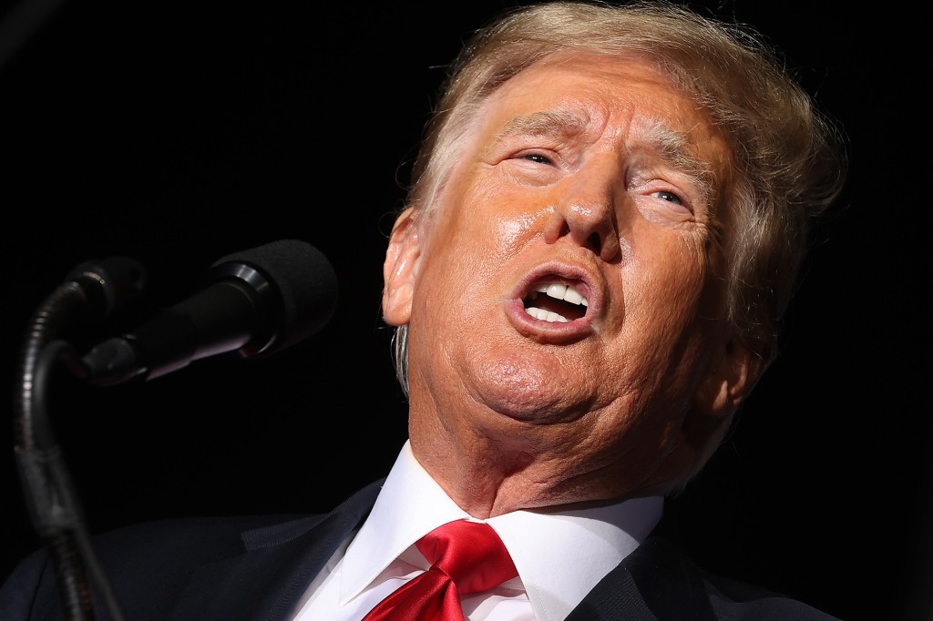 Trump celebrates ‘world-class sleazebag’ Jeff Zucker’s
resignation from CNN 1